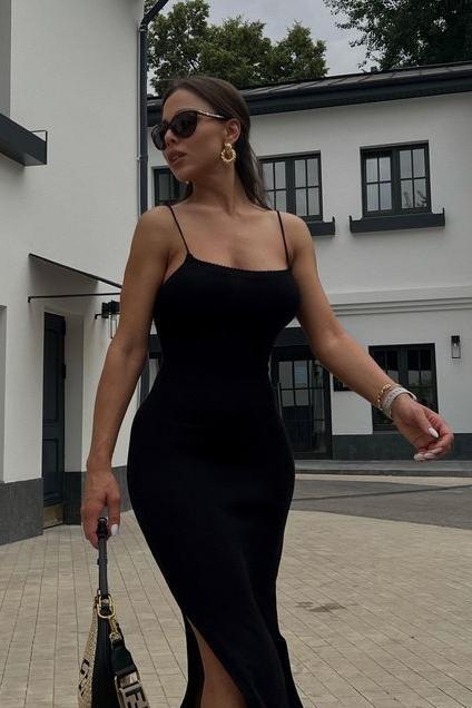 Лиза индивидуалка СПб у метро Парк Победы адреса индивидуалок